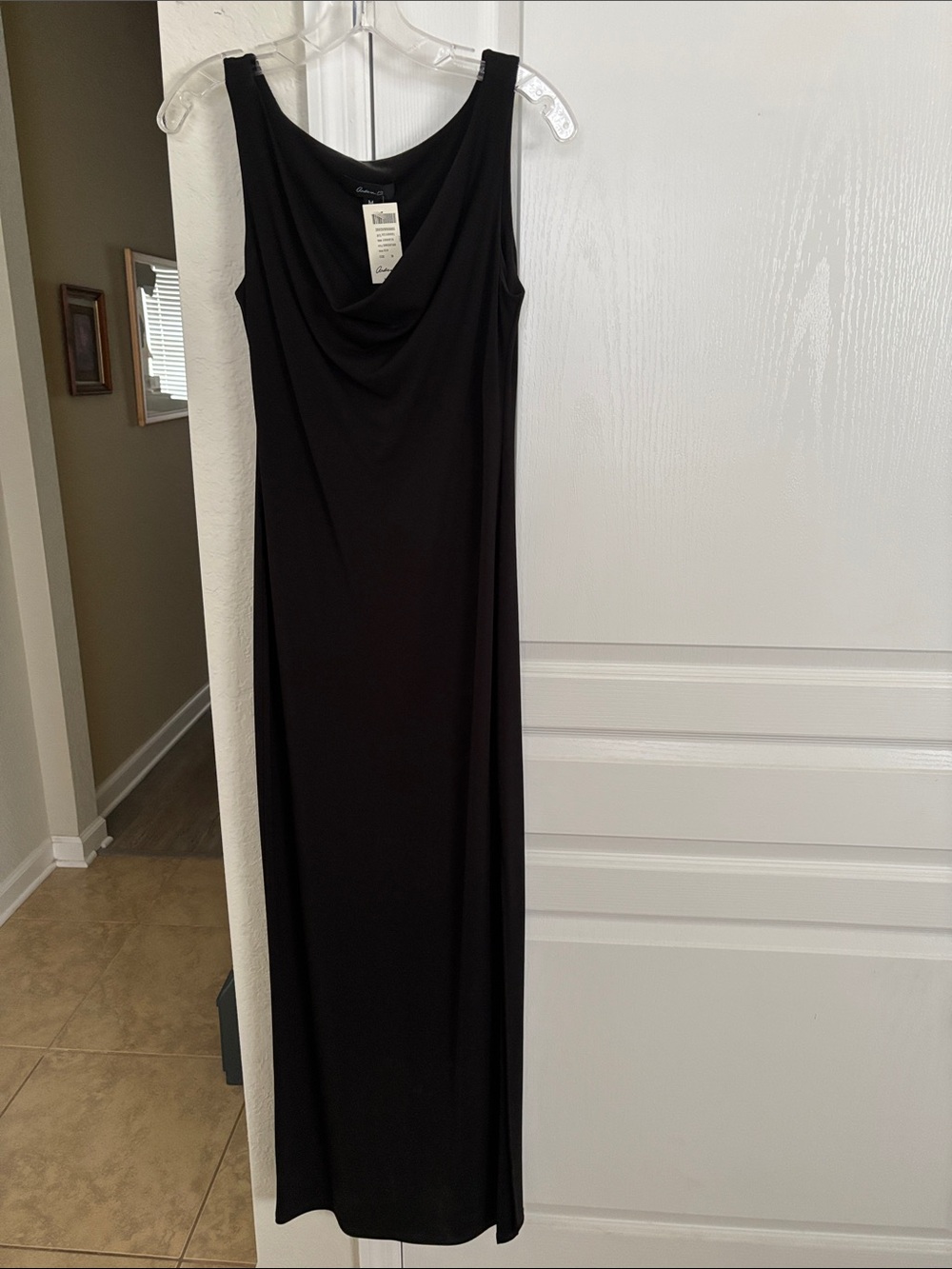 NWT - BEAUTIFUL ANKLE LENGTH BLACK DRESS